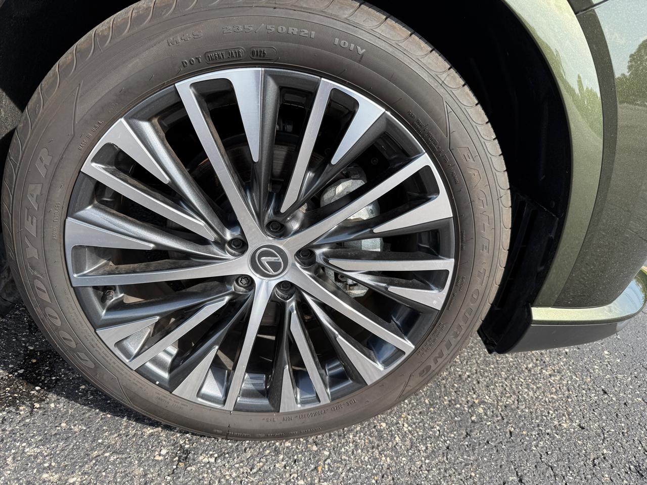 Lexus RX  2025