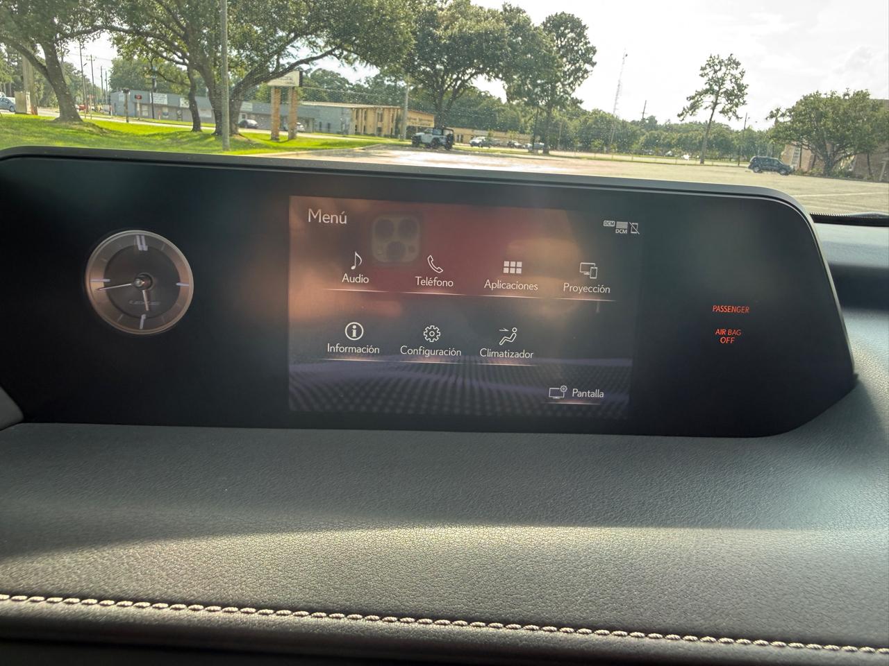 Lexus UX 200 Base 2021