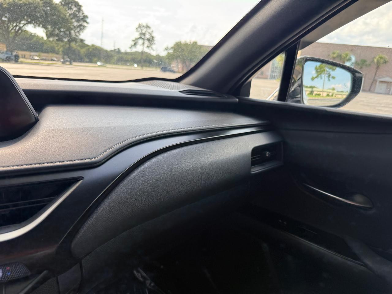 Lexus UX 200 Base 2021