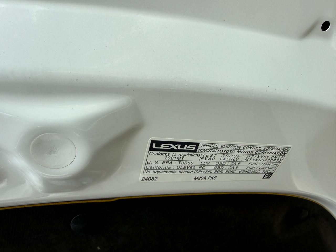 Lexus UX 200 Base 2021