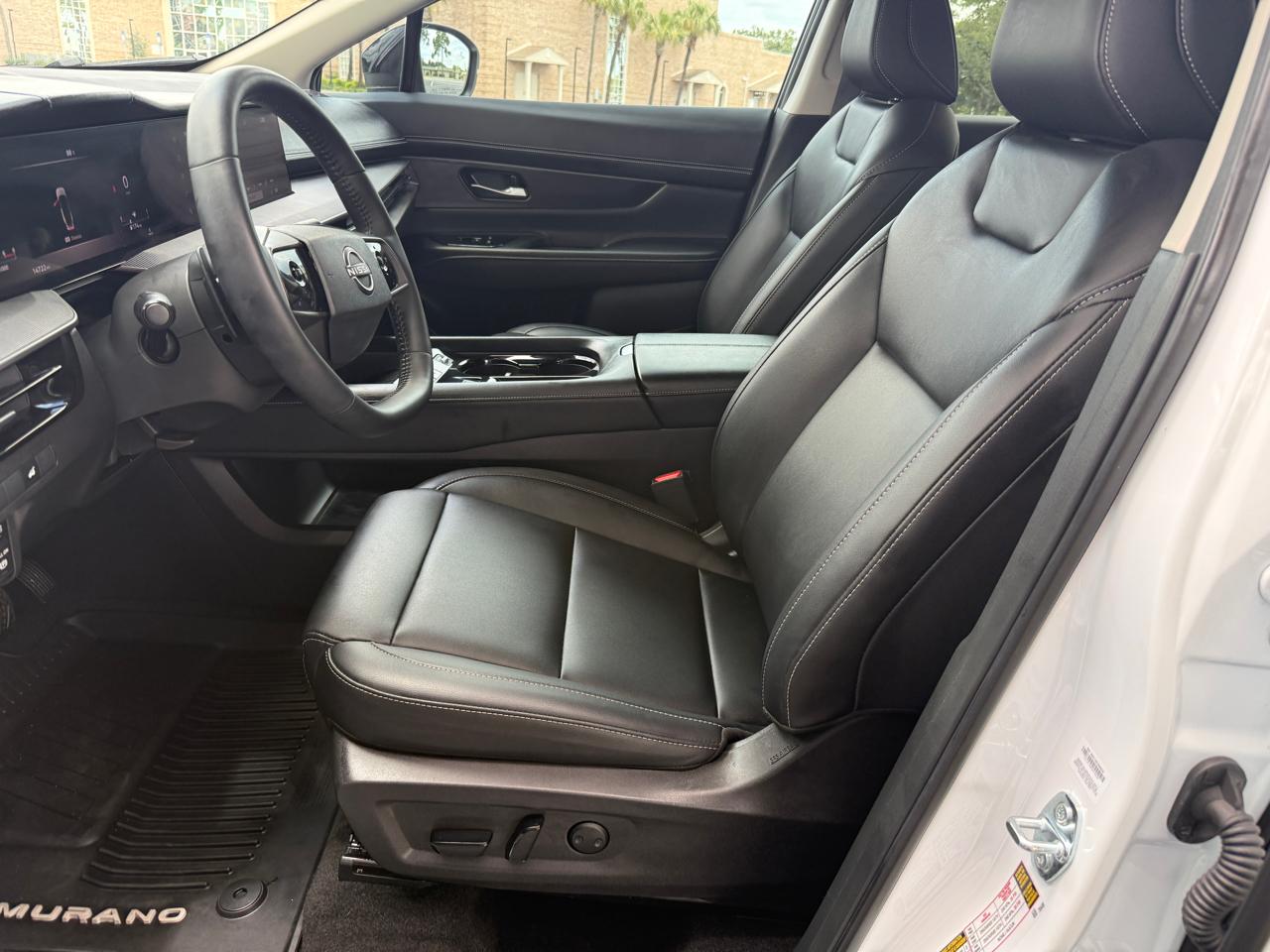 Nissan Murano SV AWD 2025