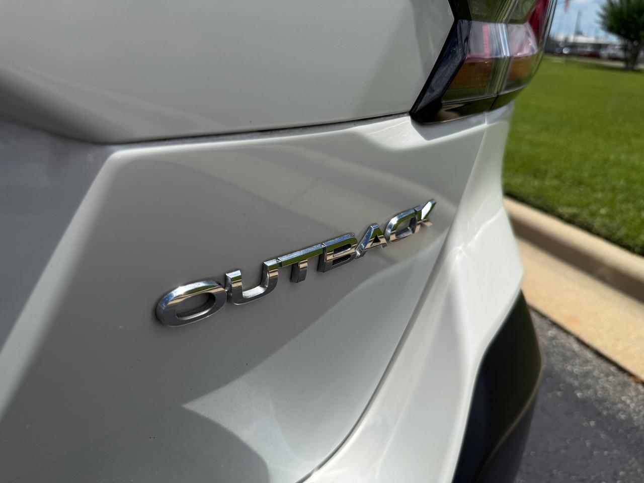 Subaru Outback Base 2022
