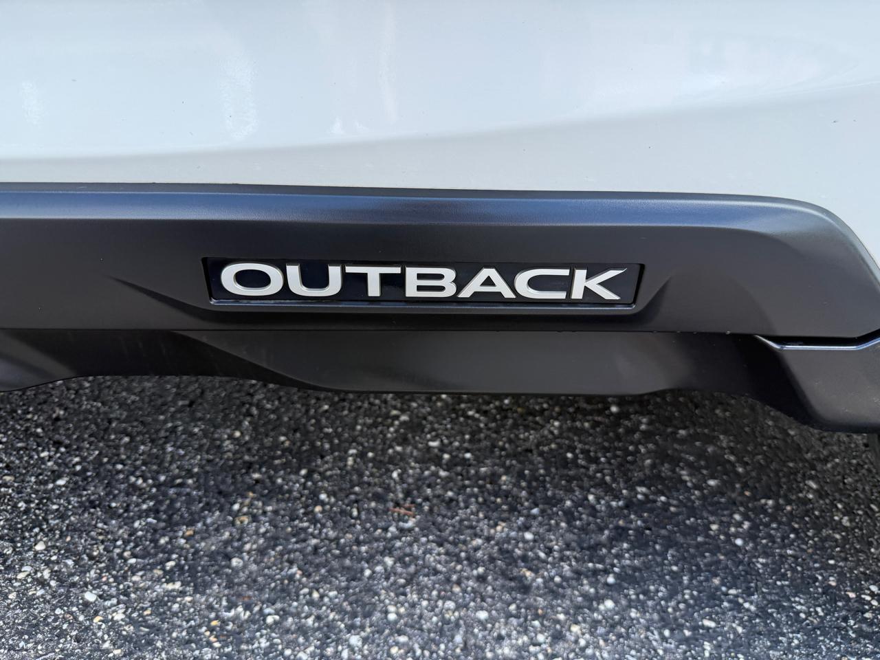Subaru Outback Base 2022