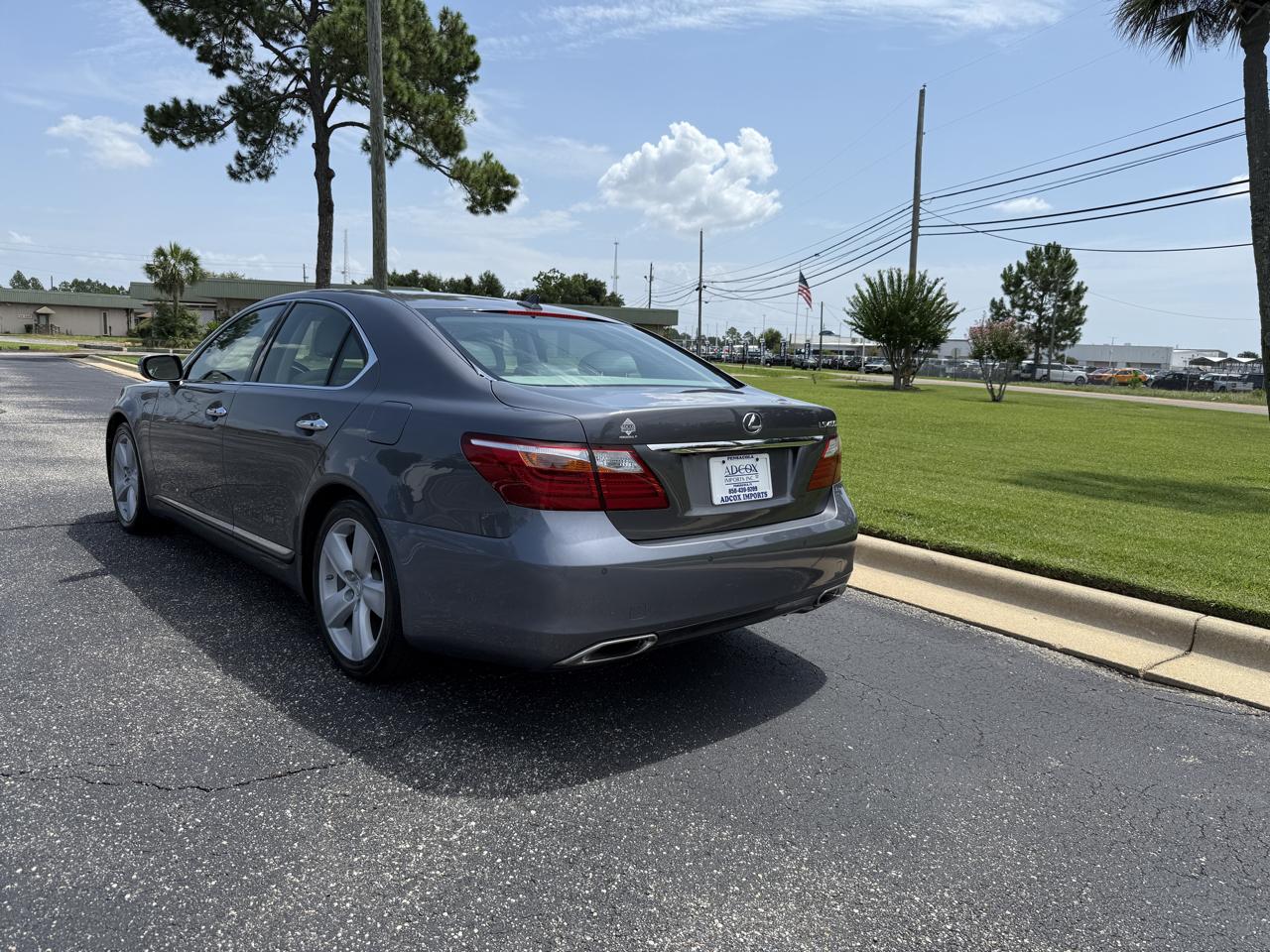 Lexus LS 460 Luxury Sedan 2012