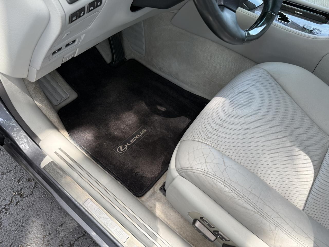 Lexus LS 460 Luxury Sedan 2012