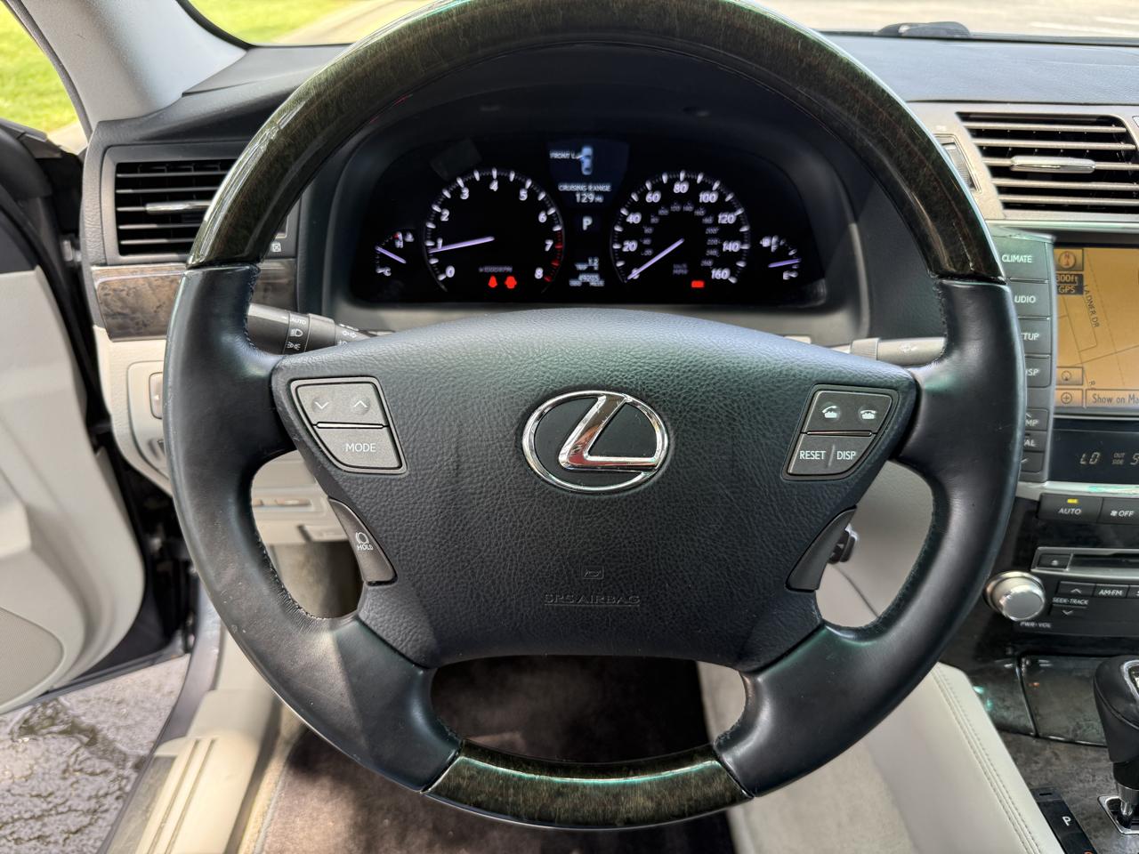 Lexus LS 460 Luxury Sedan 2012