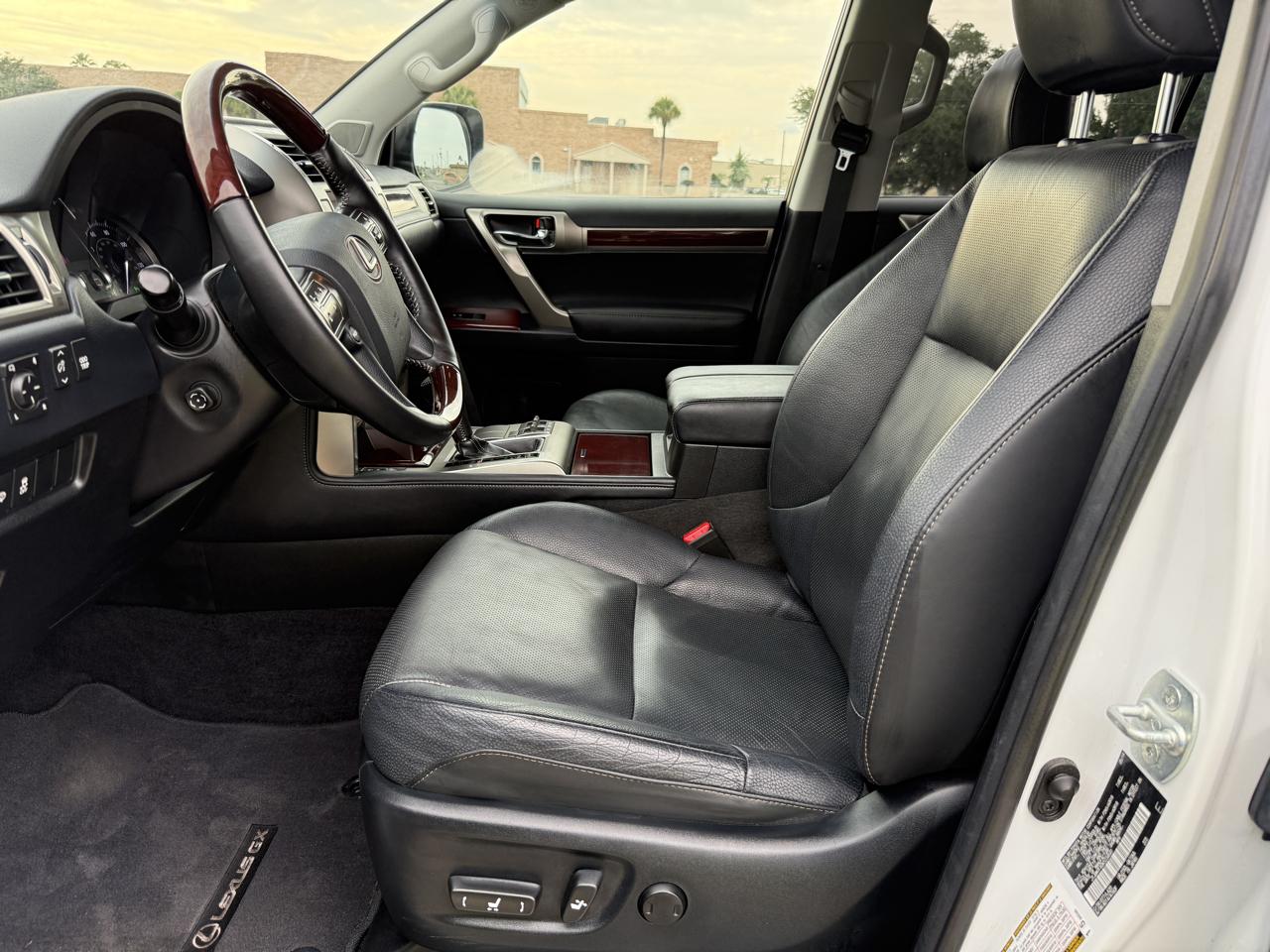 Lexus GX 460 Base 2019