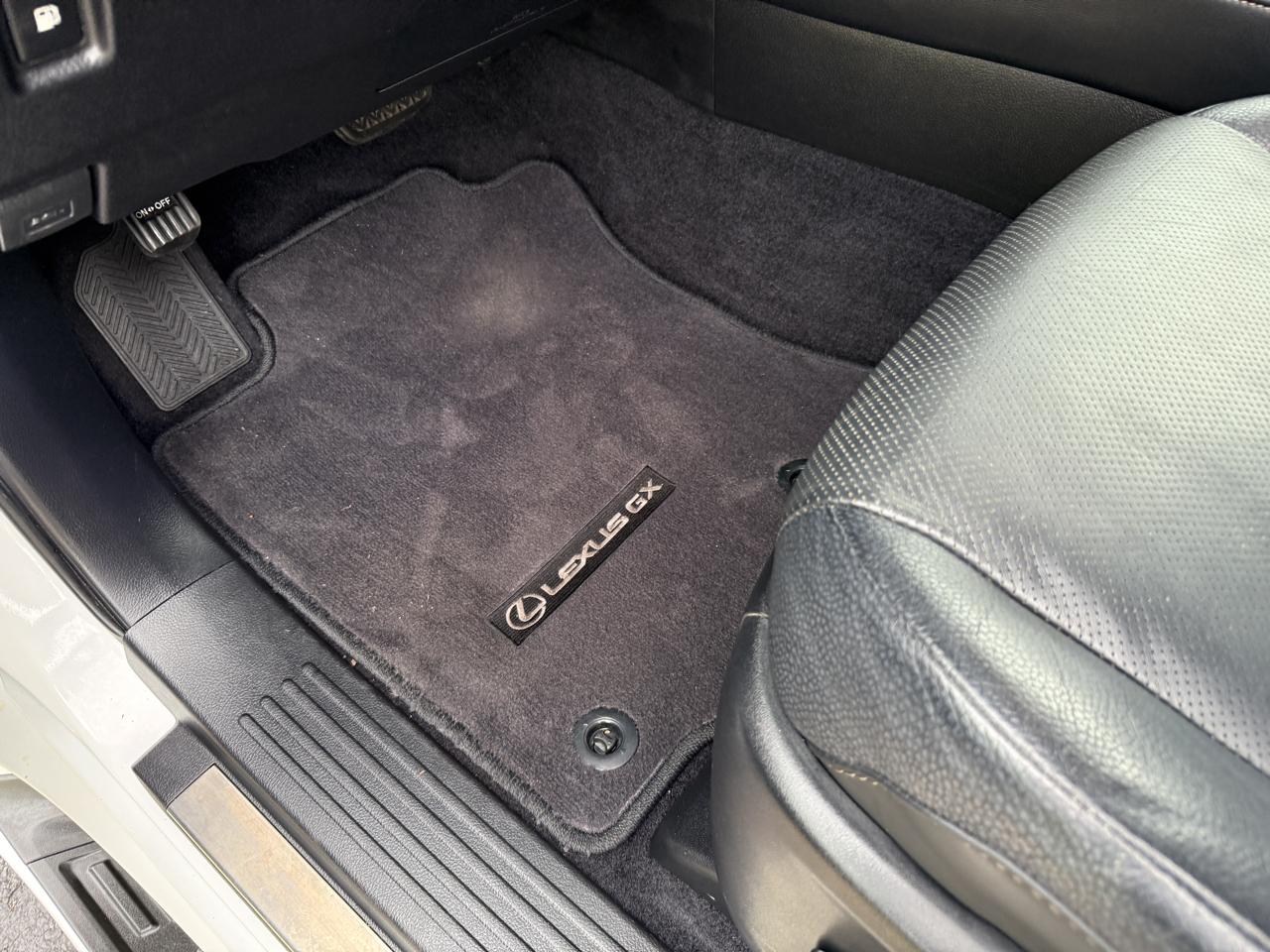 Lexus GX 460 Base 2019