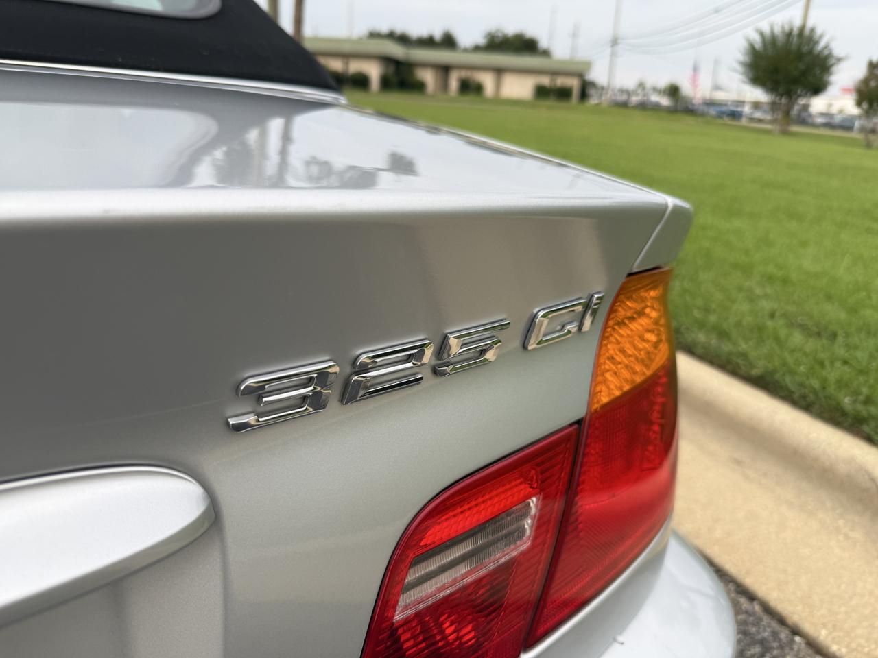 BMW 3-Series 325Ci convertible 2004