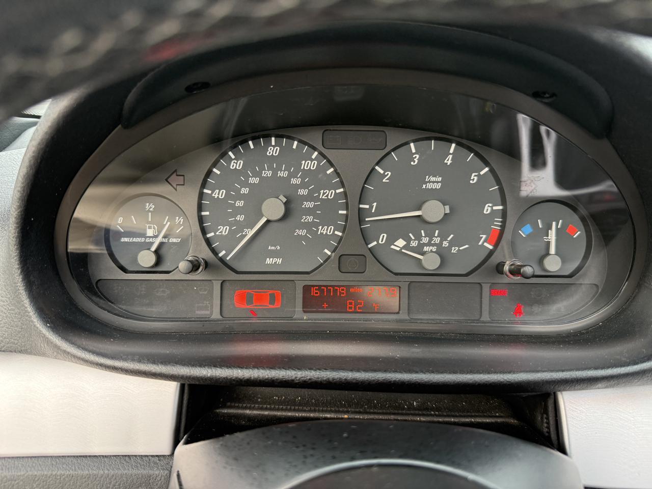 BMW 3-Series 325Ci convertible 2004