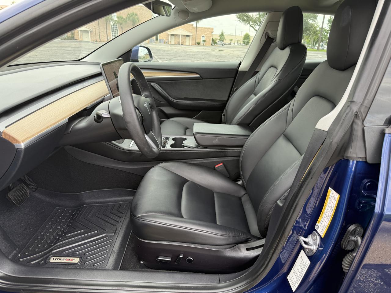 Tesla Model 3 Standard Range Plus 2022