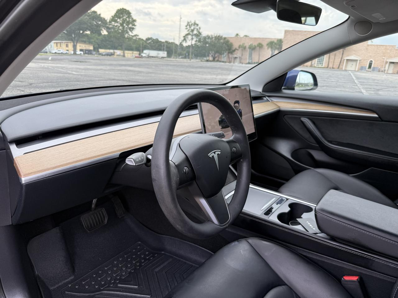 Tesla Model 3 Standard Range Plus 2022