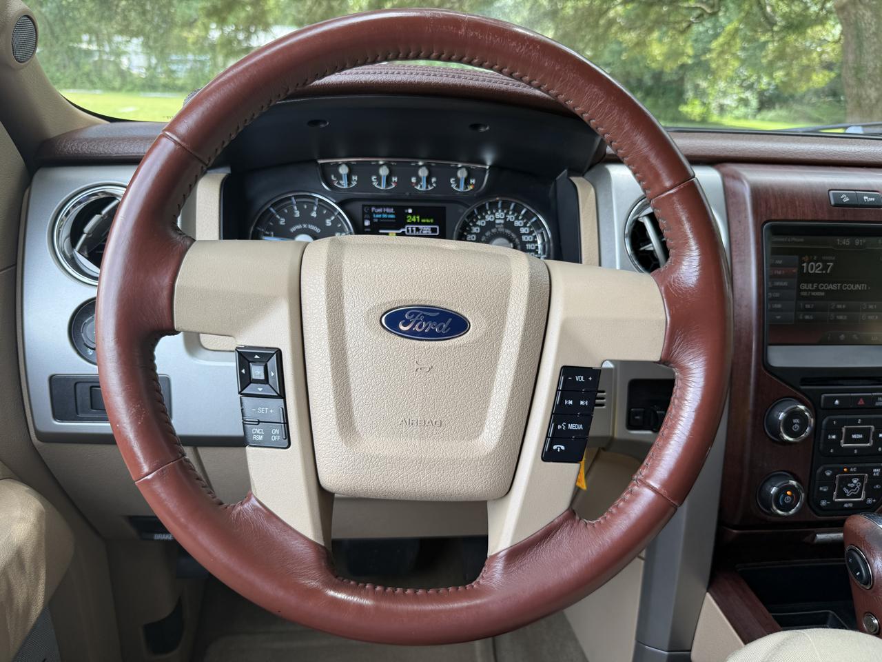Ford F-150 4WD SuperCrew 145" King Ranch 2014