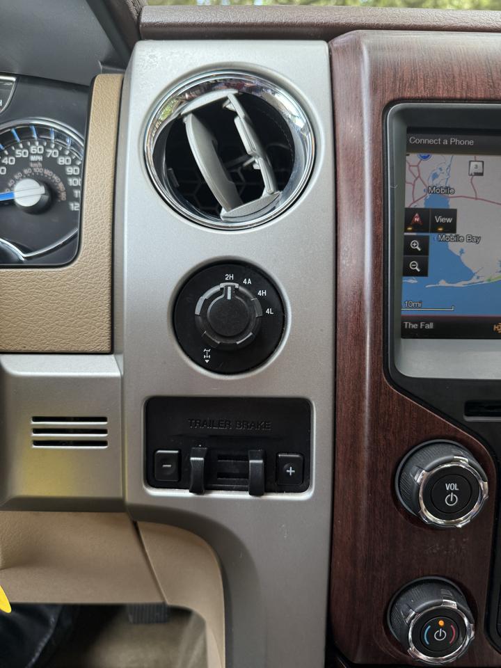 Ford F-150 4WD SuperCrew 145" King Ranch 2014