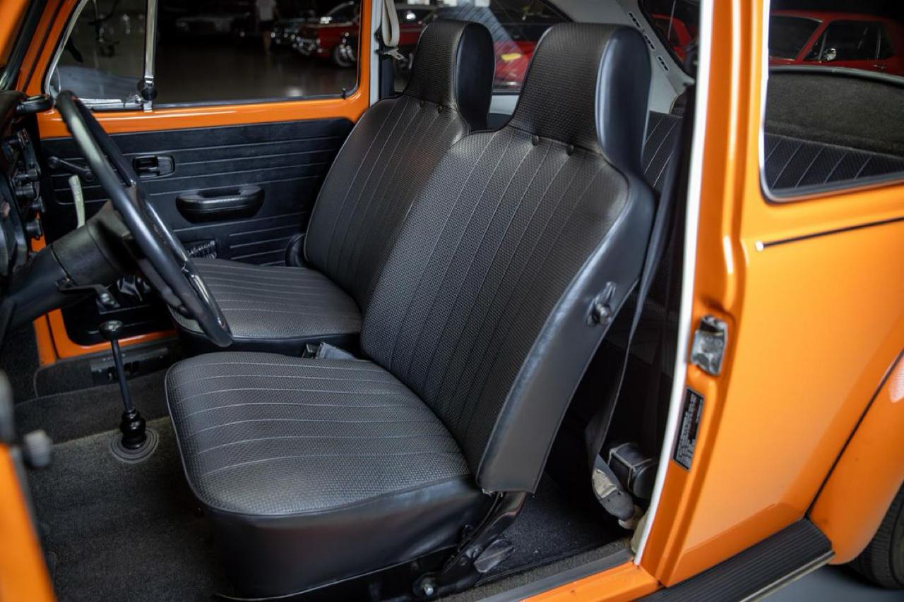 Volkswagen Super Beetle  1972