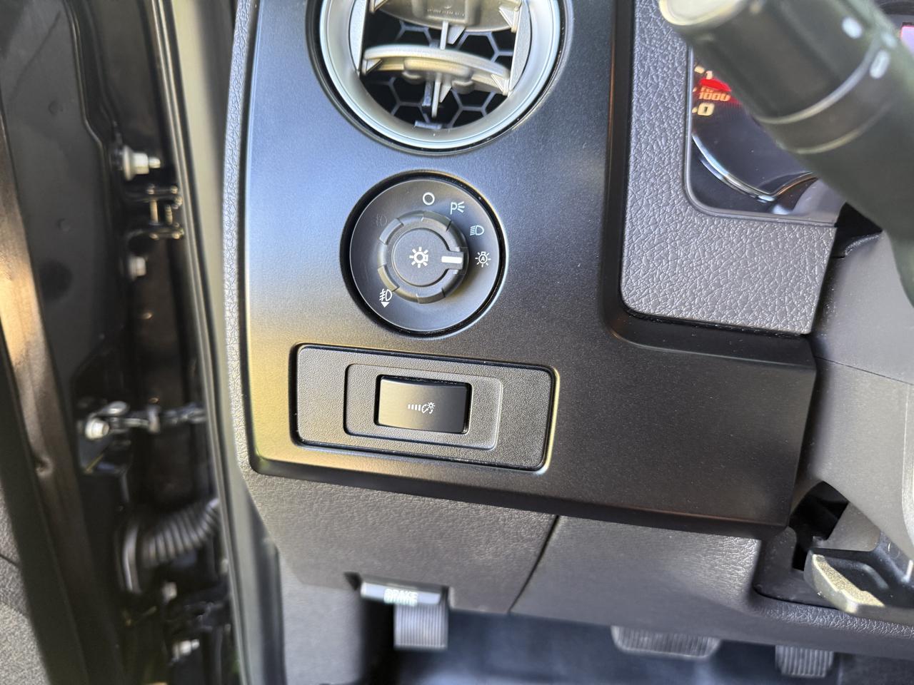 Ford F-150 FX2 SuperCrew 5.5-ft. Bed 2WD 2012