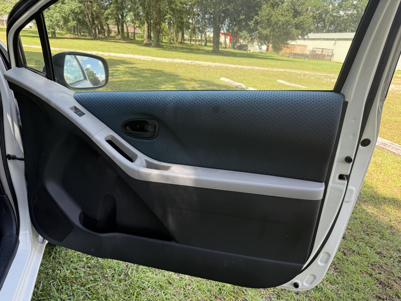 Toyota Yaris Liftback 2008