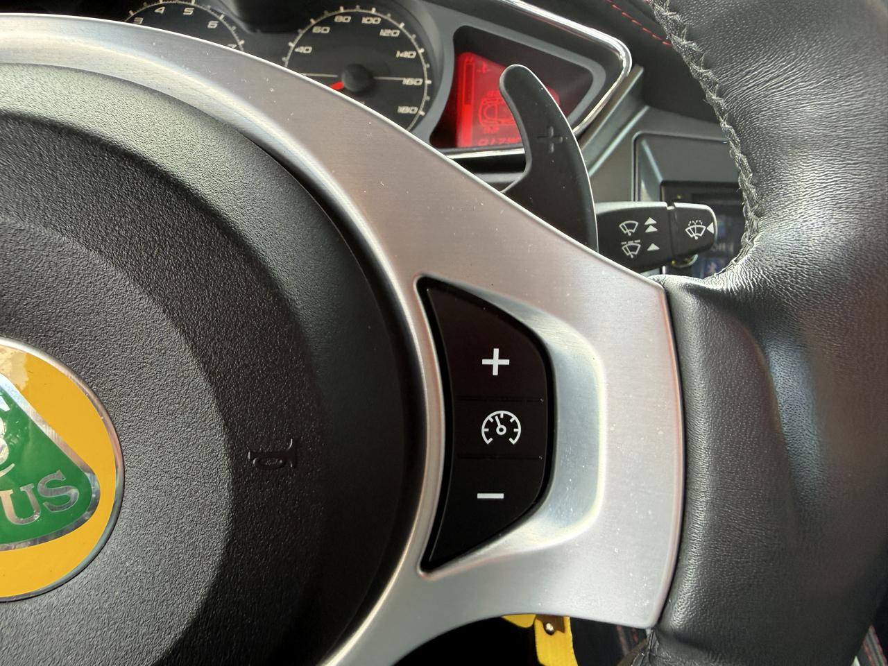 Lotus Evora Base 2013