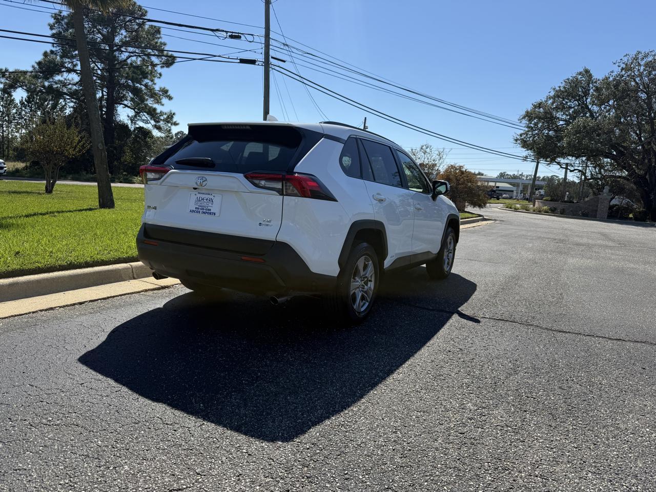 Toyota RAV4 Hybrid LE 2025