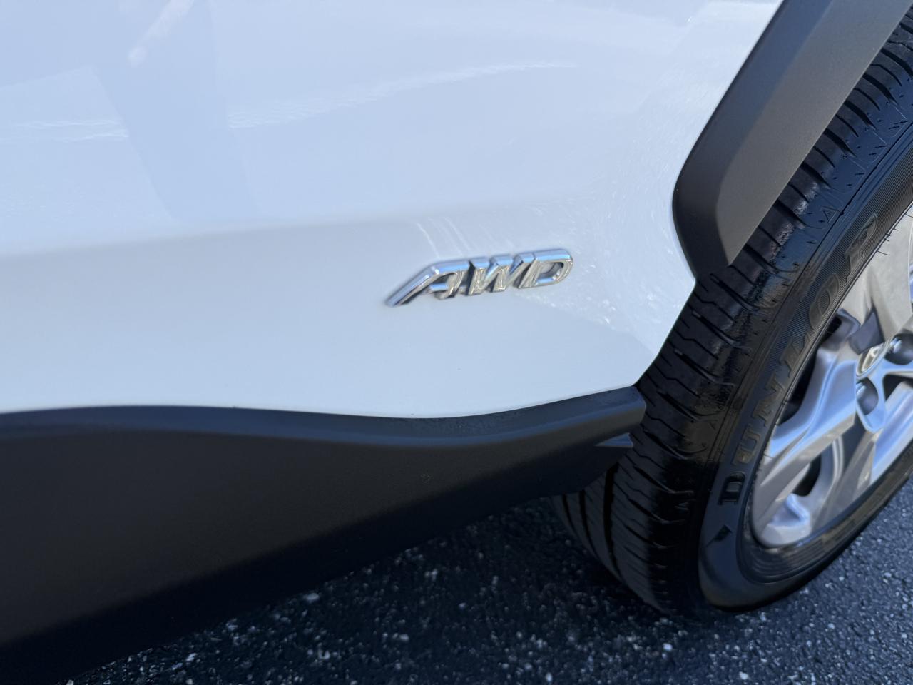 Toyota RAV4 Hybrid LE 2025