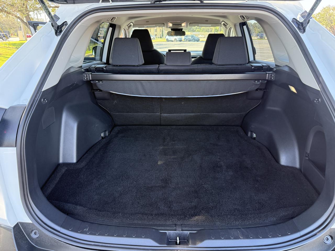 Toyota RAV4 Hybrid LE 2025