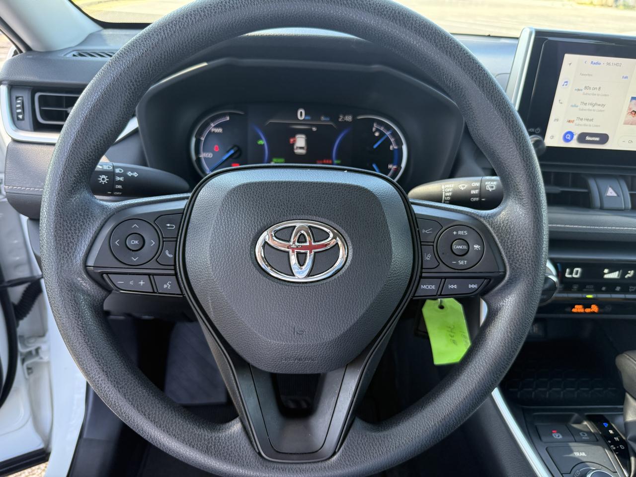 Toyota RAV4 Hybrid LE 2025