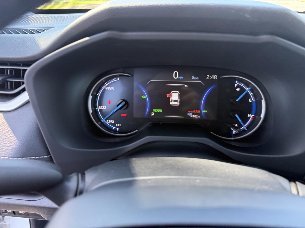 Toyota RAV4 Hybrid LE 2025