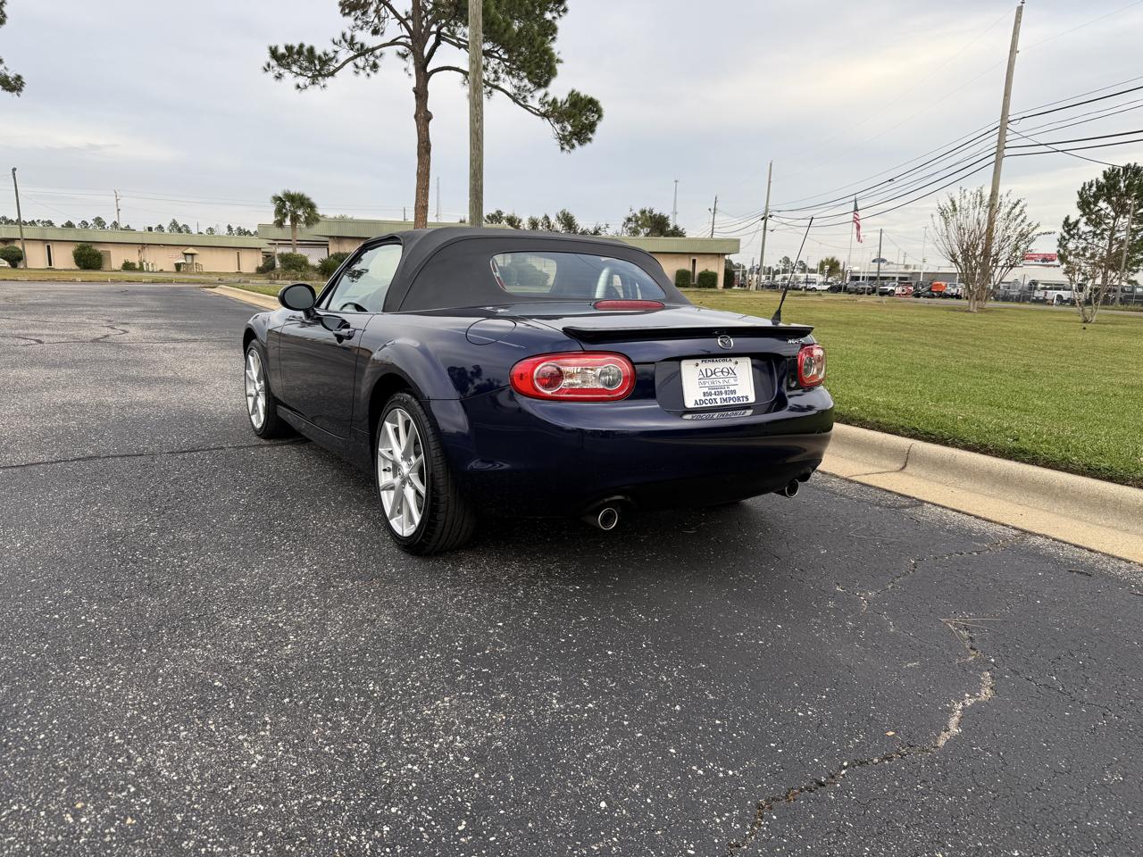 Mazda MX-5 Miata Grand Touring 2010