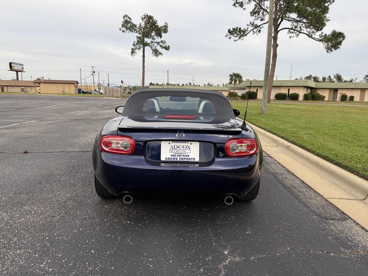 Mazda MX-5 Miata Grand Touring 2010