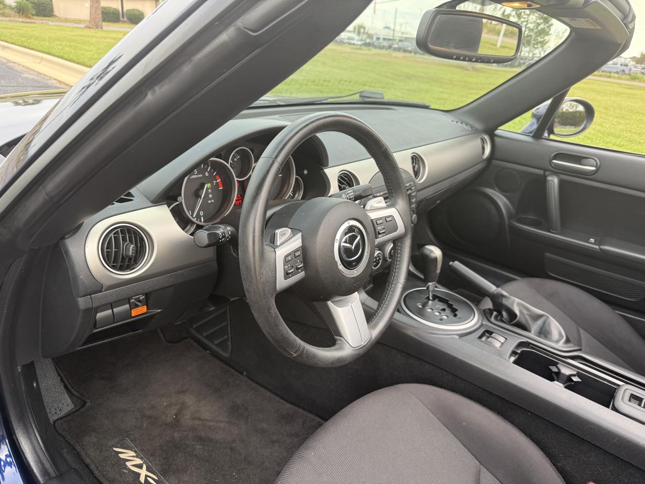 Mazda MX-5 Miata Grand Touring 2010