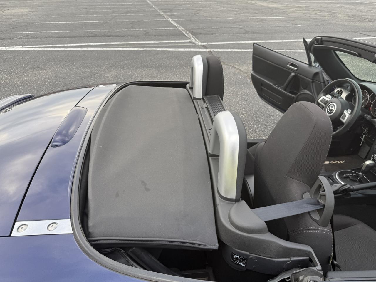 Mazda MX-5 Miata Grand Touring 2010