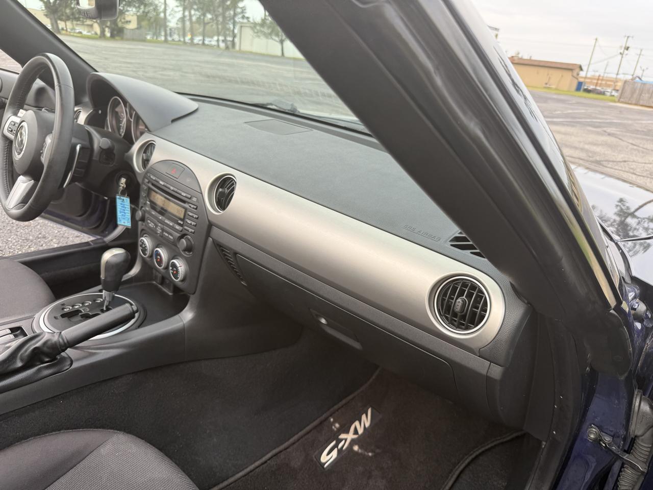 Mazda MX-5 Miata Grand Touring 2010