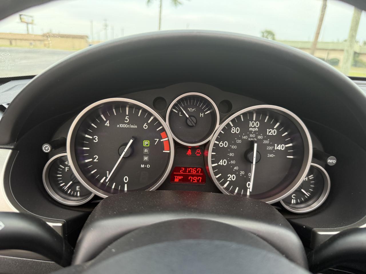 Mazda MX-5 Miata Grand Touring 2010