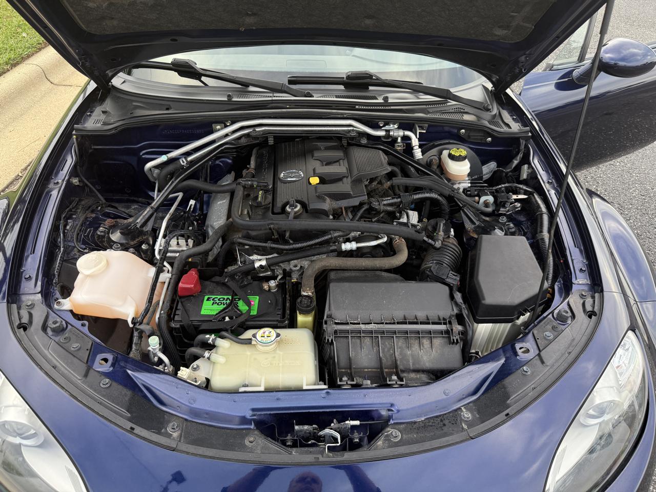 Mazda MX-5 Miata Grand Touring 2010