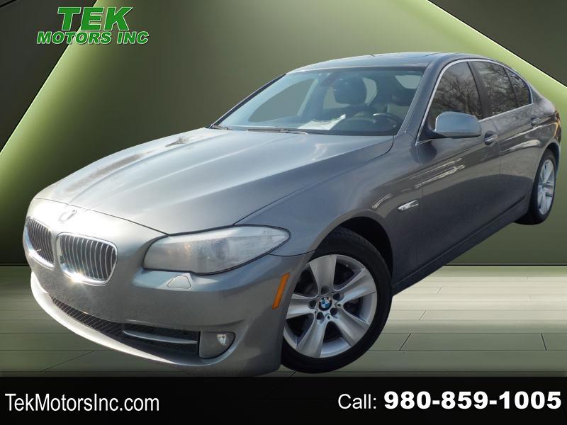 2011 BMW 5 Series 528i Sedan RWD