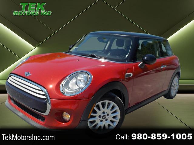 2015 MINI Cooper 2-Door Hatchback FWD