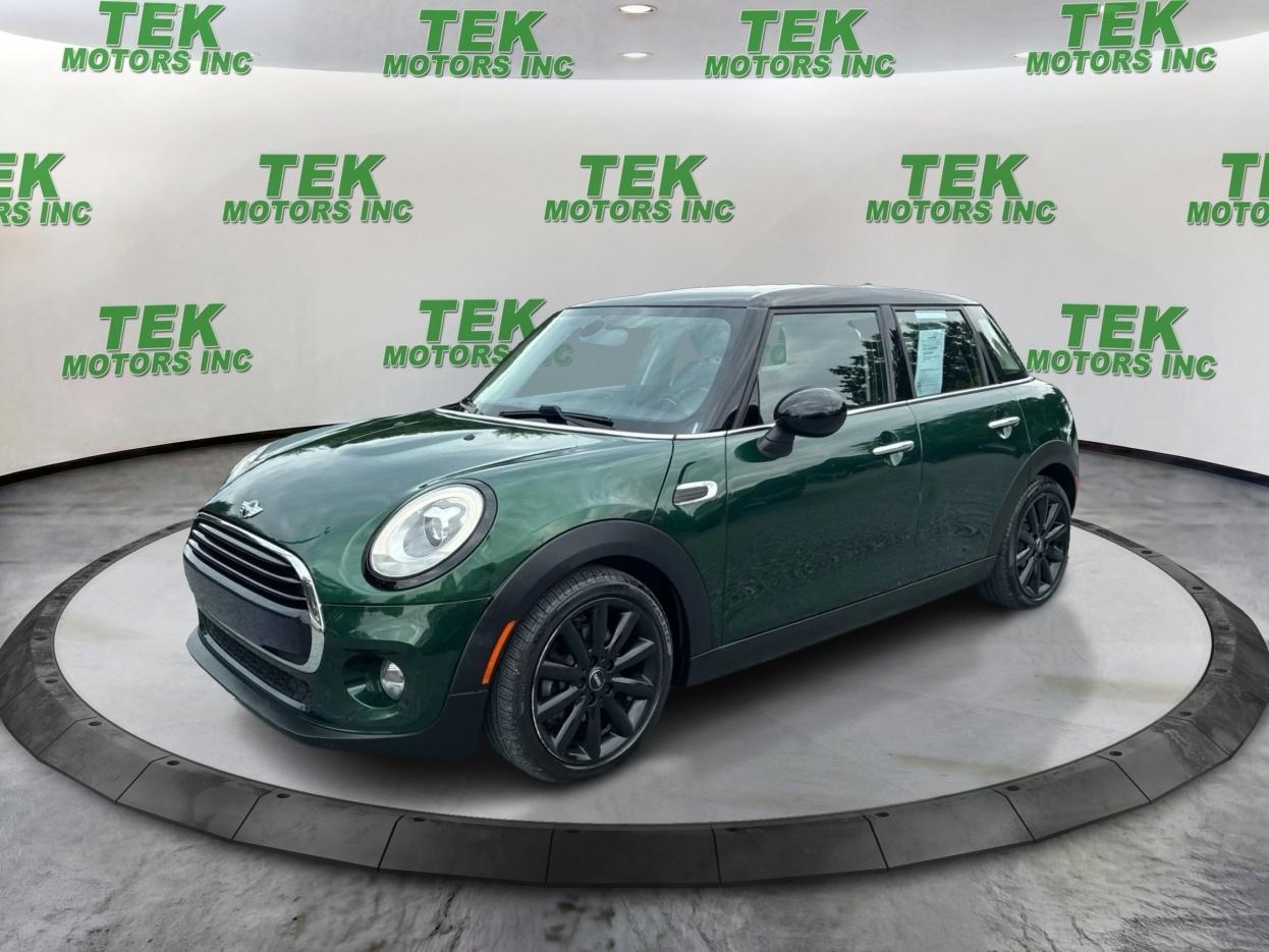 2017 MINI Cooper Base 4D Hatchback