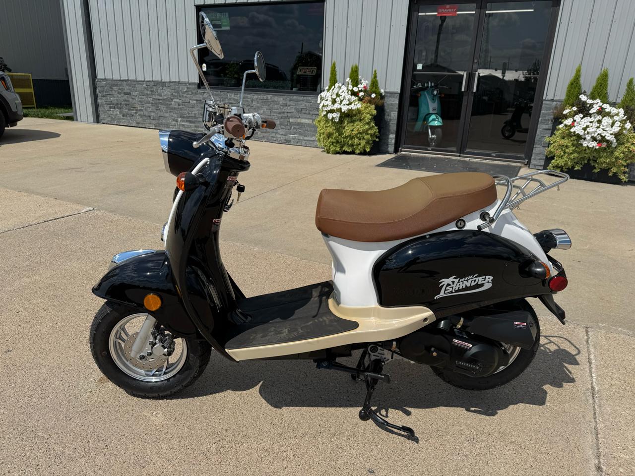 Wolf Brand Scooters Islander  2025