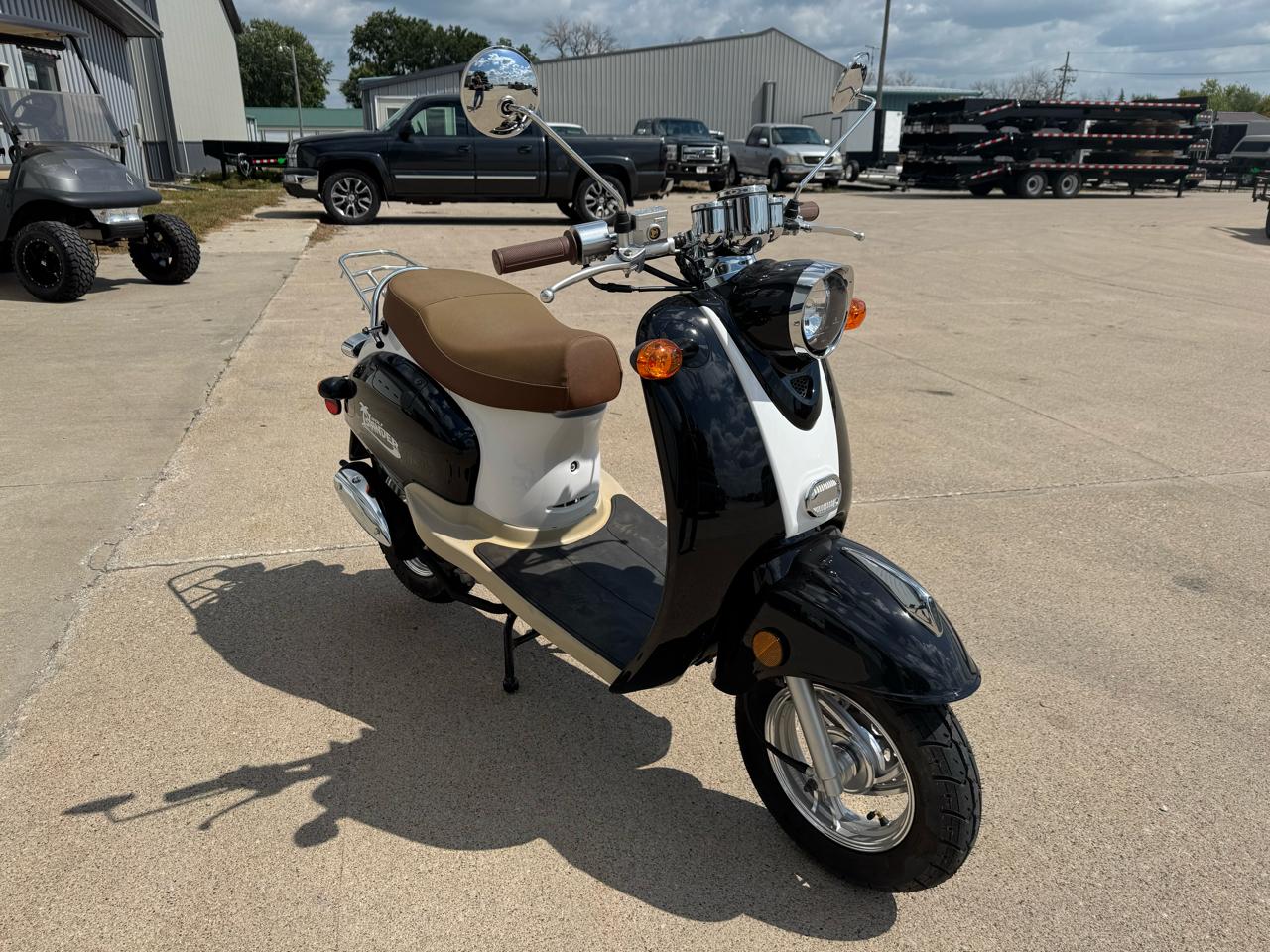 Wolf Brand Scooters Islander  2025