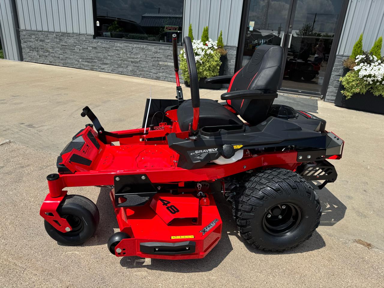 Gravely ZT  2025