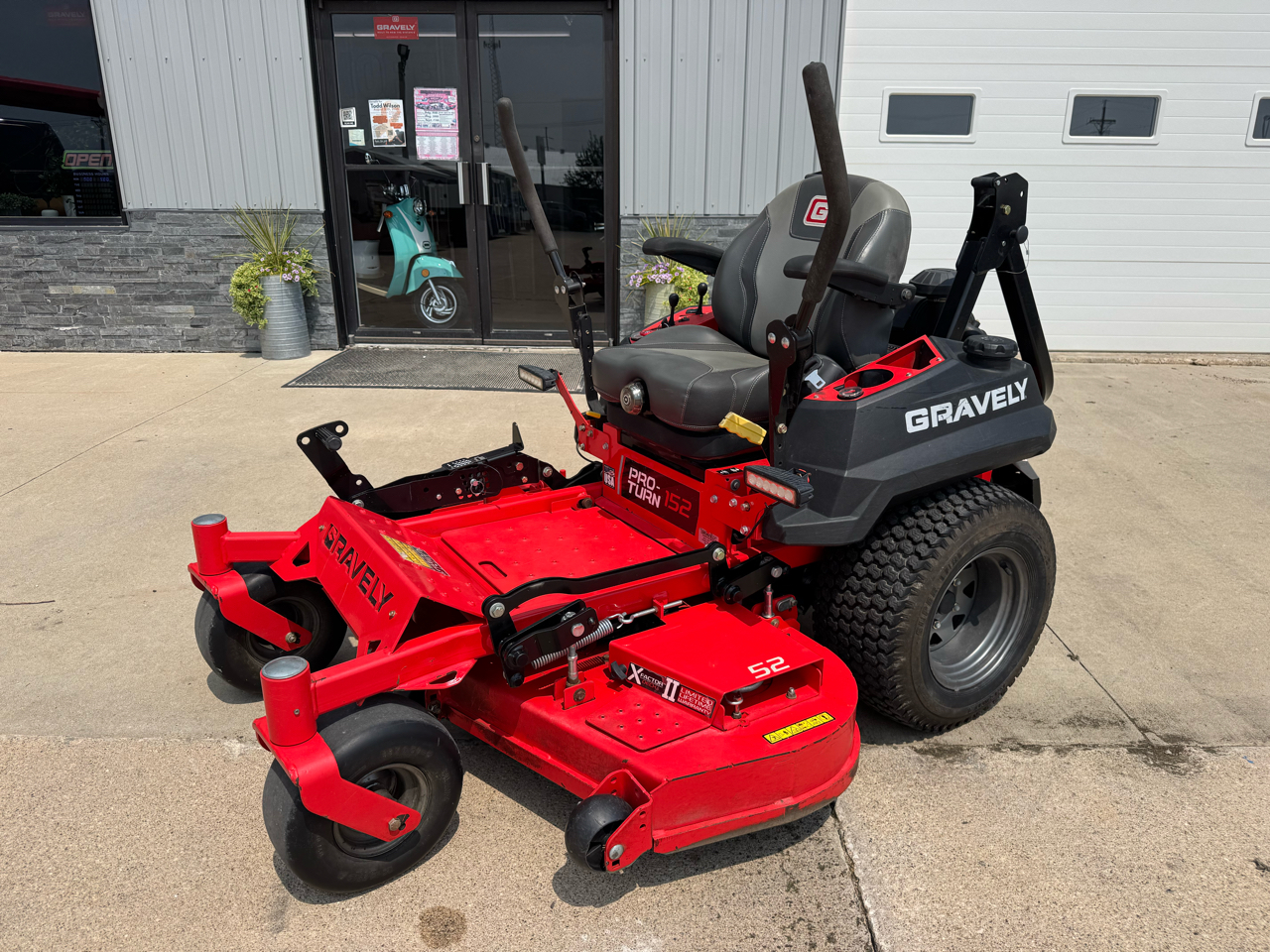 Gravely Pro-Turn  2018 Gravely Pro-Turn  2018