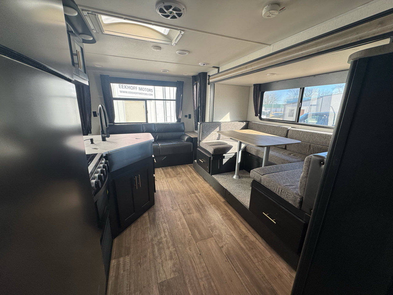 Forest River Grey Wolf  2023