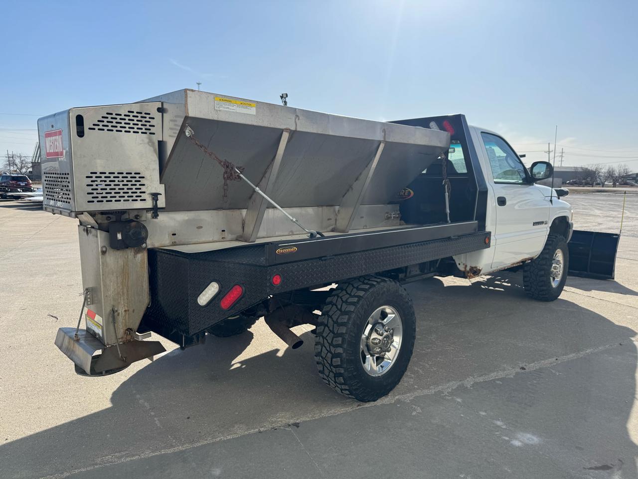 Dodge Ram 2500 2dr Reg Cab 135" WB HD 4WD 1998