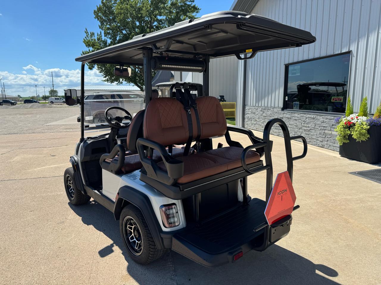 Icon i40  2026