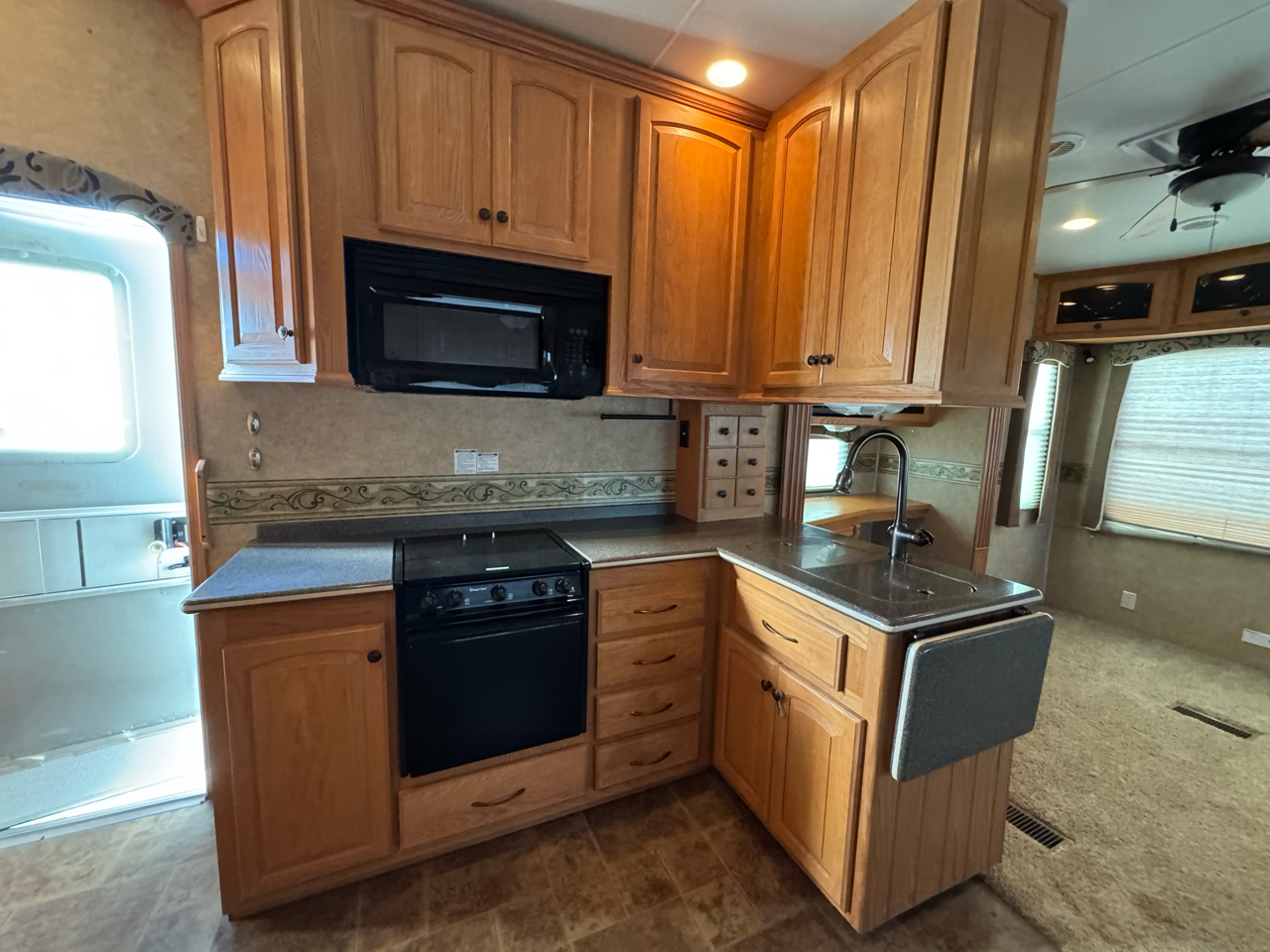 Heartland Big Horn  2011