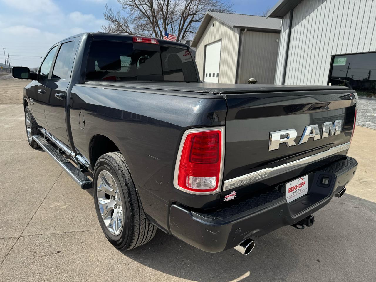 RAM 1500 4WD Crew Cab 149" Longhorn Limited 2016