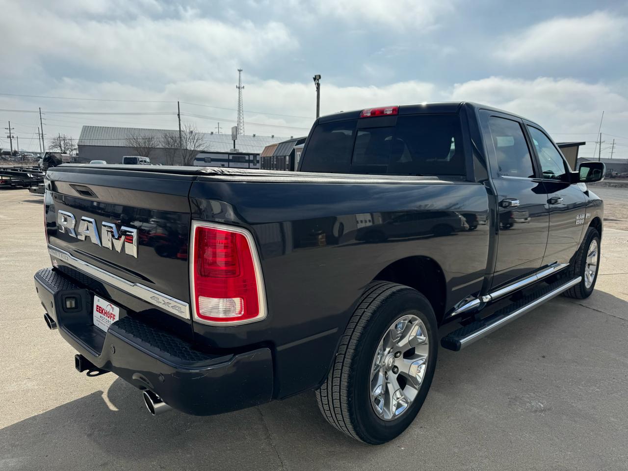 RAM 1500 4WD Crew Cab 149" Longhorn Limited 2016