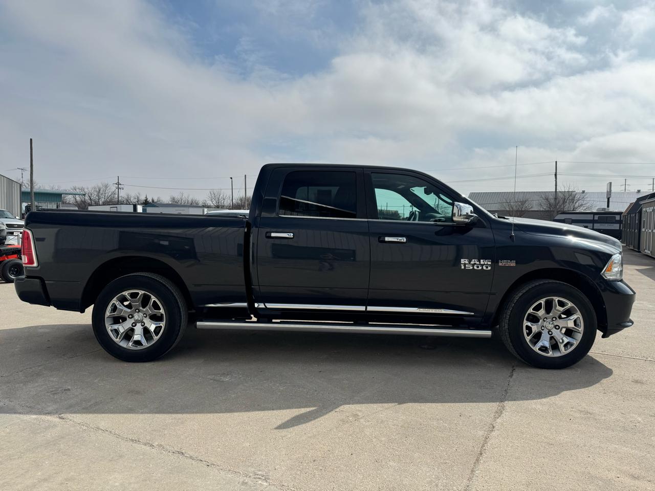 RAM 1500 4WD Crew Cab 149" Longhorn Limited 2016