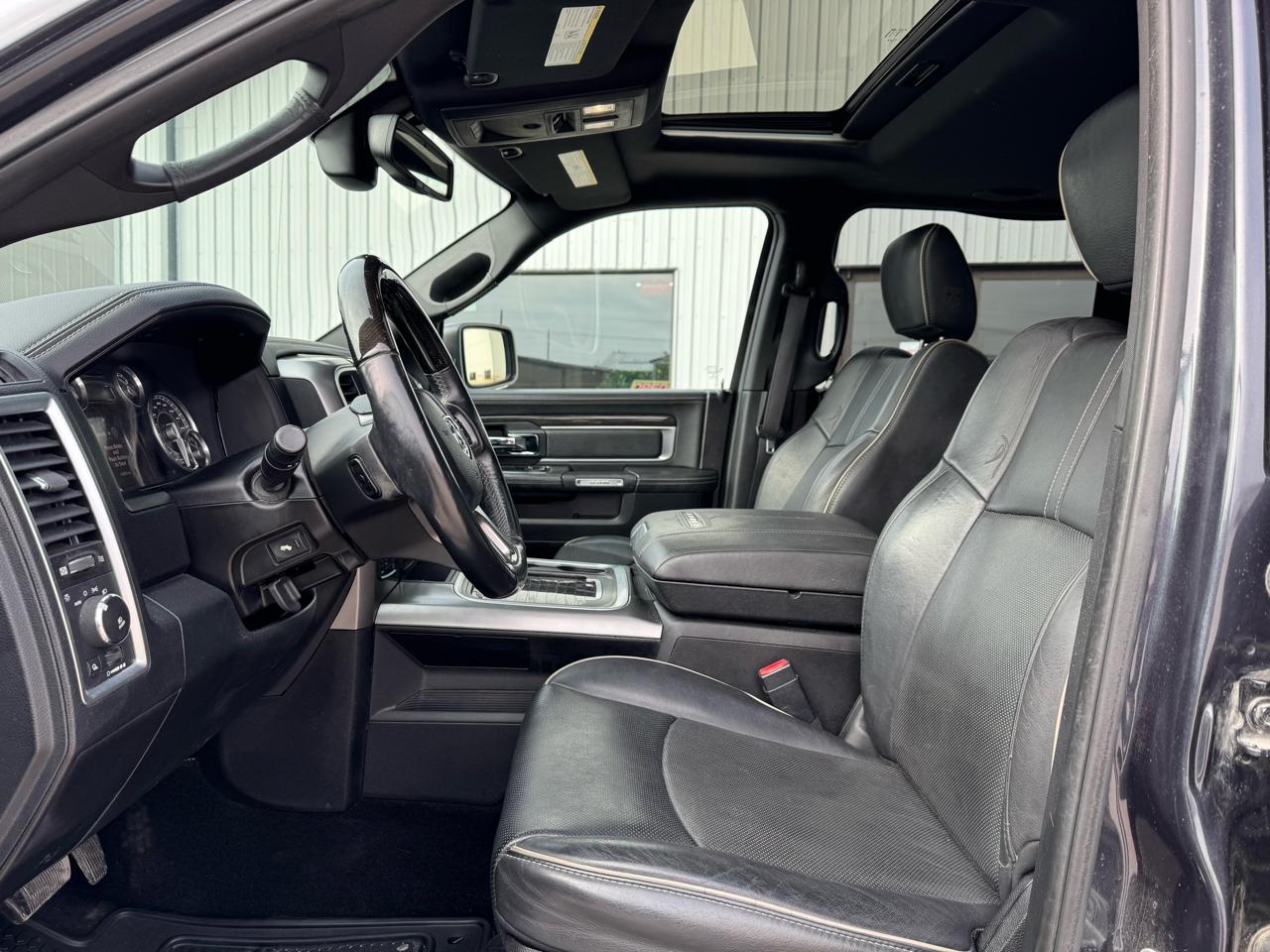 RAM 1500 4WD Crew Cab 149" Longhorn Limited 2016