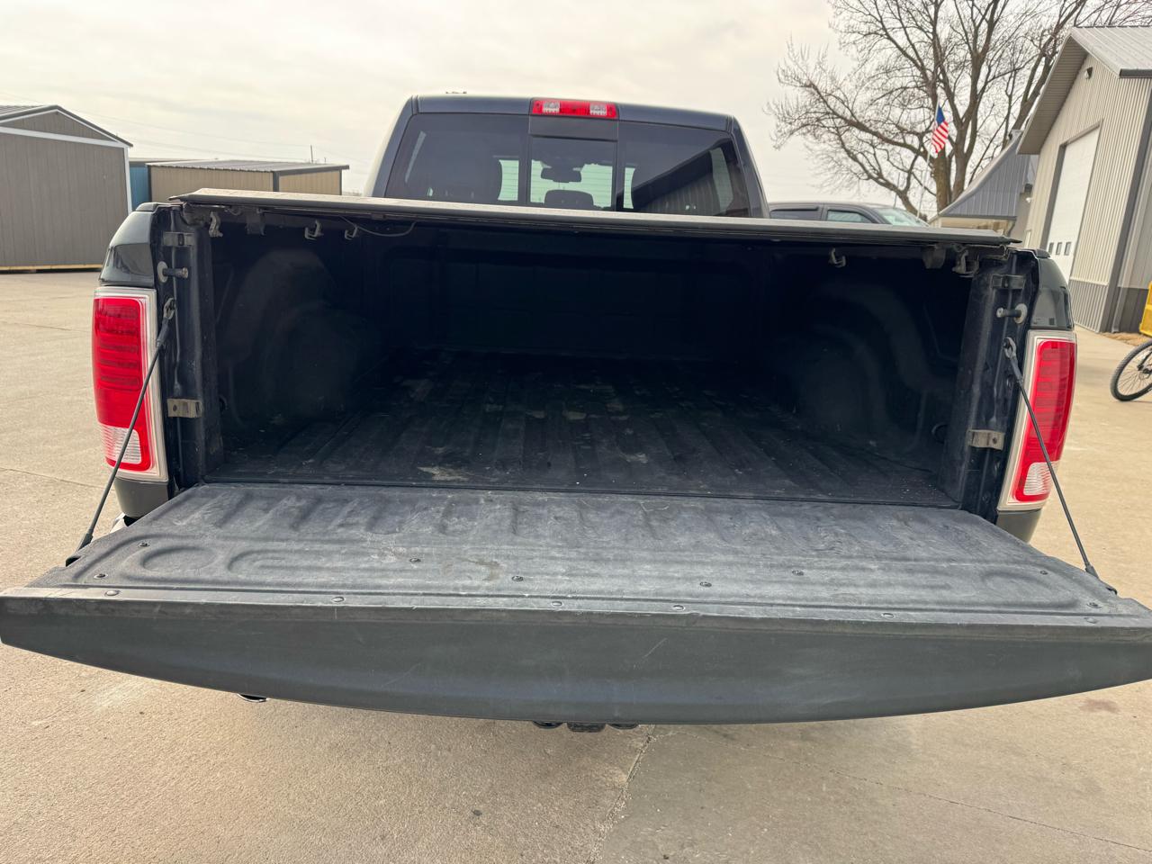 RAM 1500 4WD Crew Cab 149" Longhorn Limited 2016